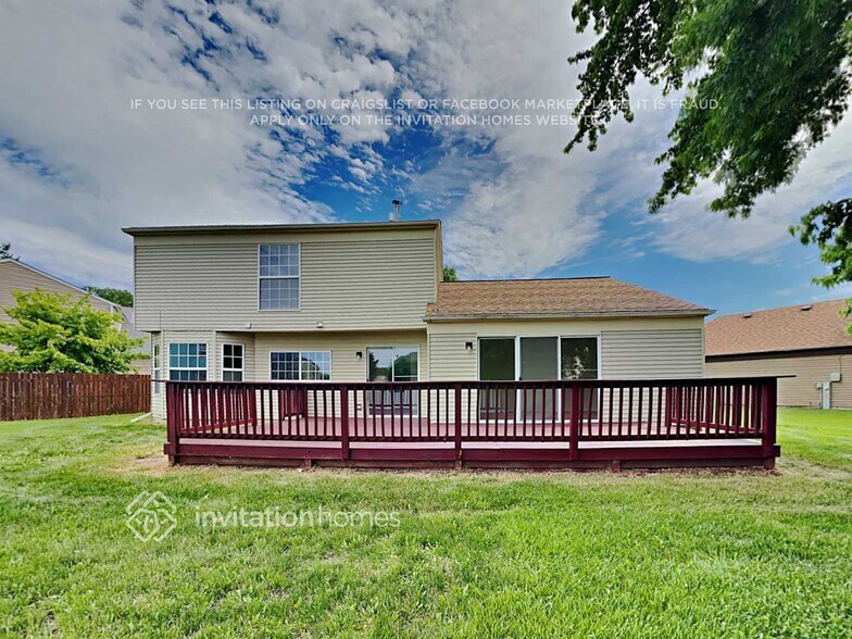Building Photo - 856 Carnoustie Ct