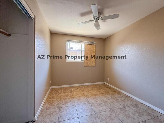 Building Photo - 7101 N 36th Ave