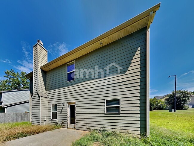 Building Photo - 306 Stable View Loop