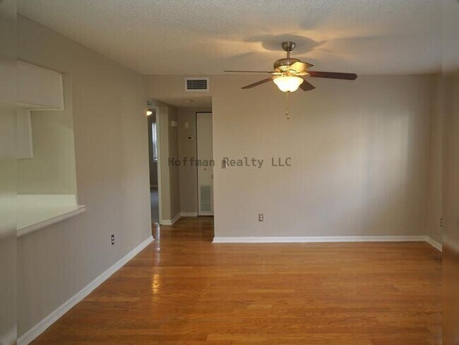 Building Photo - South Tampa condo in Hyde Park