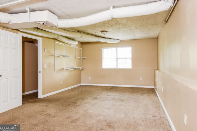 Building Photo - 32 Cathedral Heights