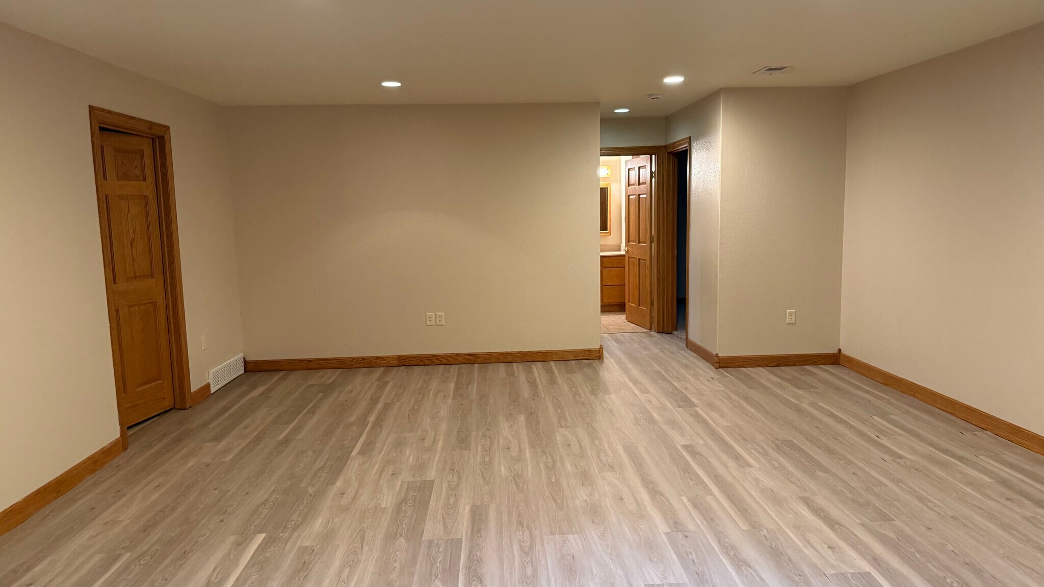 Building Photo - 422 Callaway Blvd