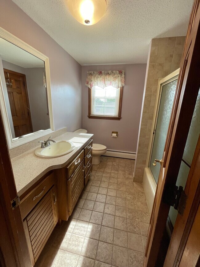 Building Photo - 27 St James Pl