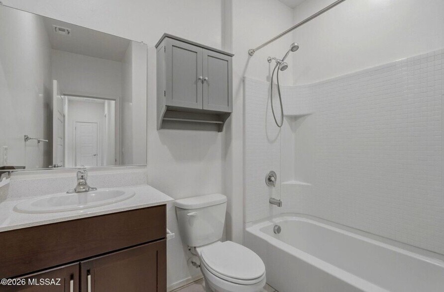 Building Photo - 2557 East Calle Joya de Ventura