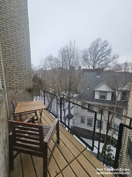 Building Photo - 5 Colliston Rd