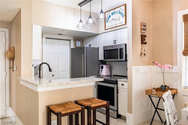 Building Photo - 11400 Ocean Walk Dr