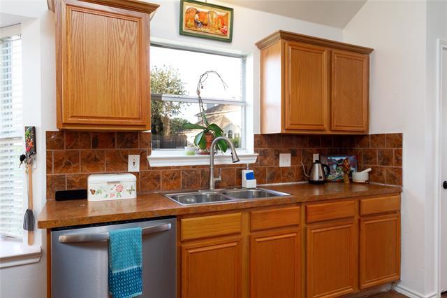 Building Photo - 5167 Berridge Ln