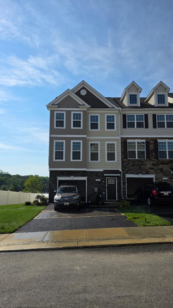 Building Photo - Potomac Ct