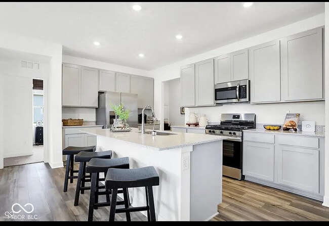 Building Photo - 3658 Andean Dr