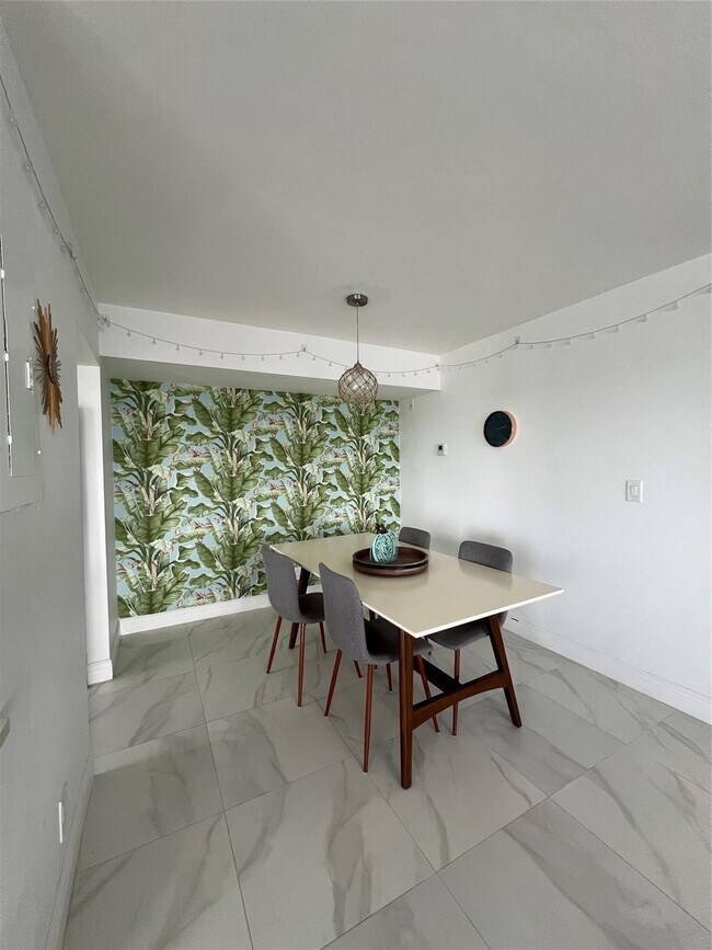 Building Photo - 1200 Hibiscus Ave