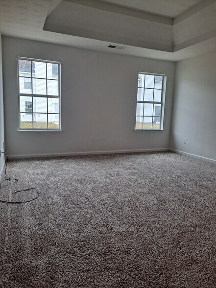 Building Photo - 5646 One Lake Way