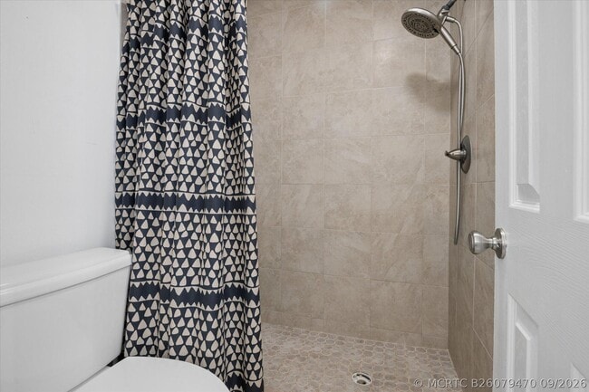 Building Photo - 6287 Bay Club Dr