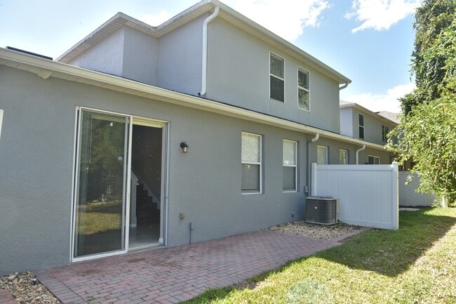 Building Photo - 1226 Sandstone Run