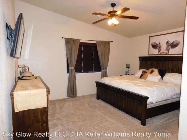 Building Photo - 4 br, 2 bath House - 6522 E. 33rd St