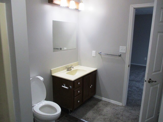 Building Photo - 1503 Northbrook Dr