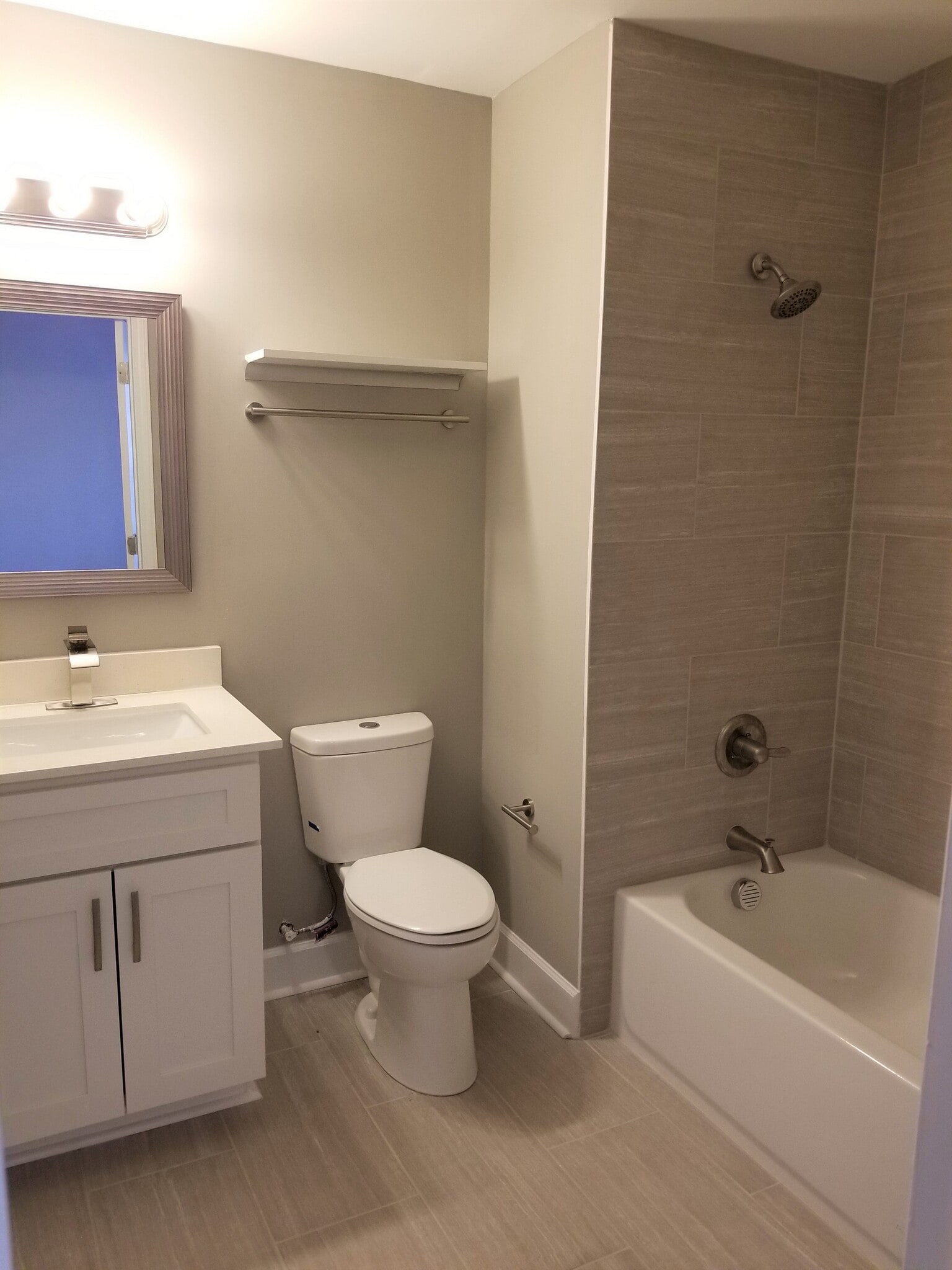 Bathroom 3 - 2810 Herndon Village Way