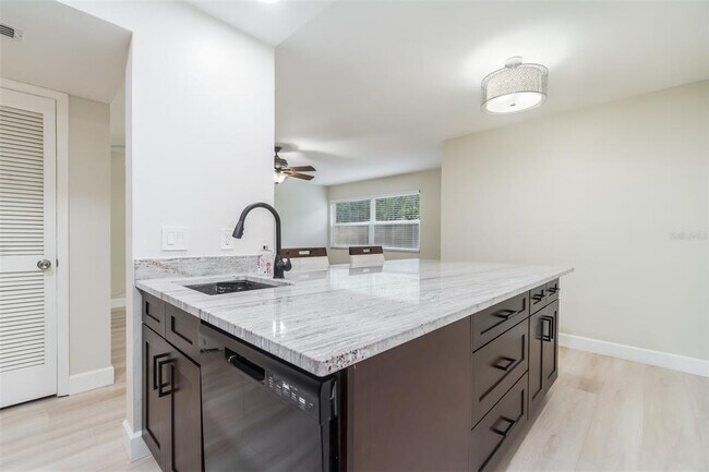 Building Photo - 4810 S Dauphin Ave