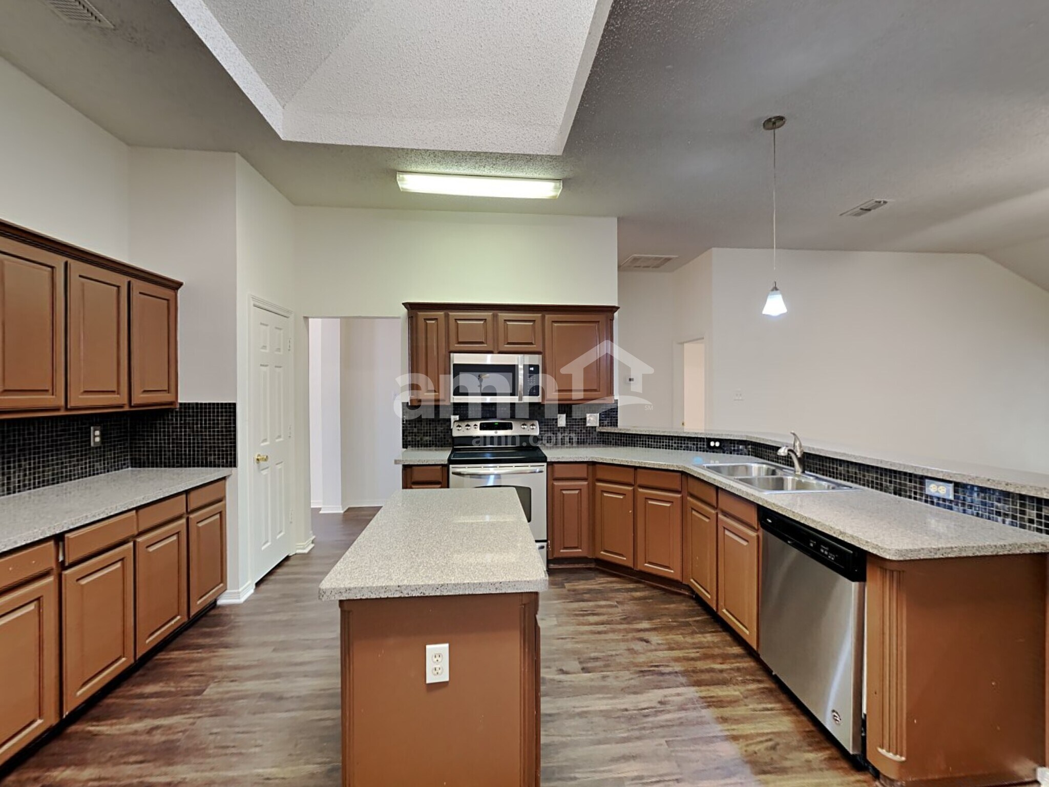 Building Photo - 6024 Silkcrest Trail