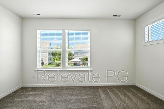 Building Photo - 9893 Honeybee Dr