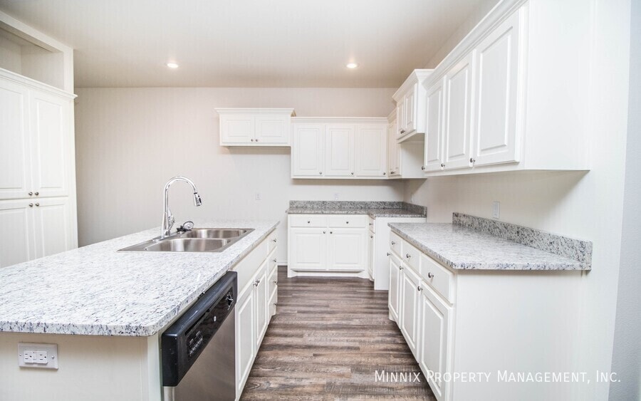 Building Photo - 6927 20th St