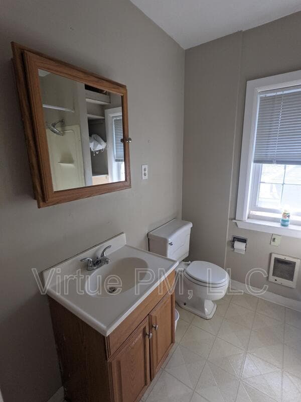 Building Photo - 402 2nd Ave