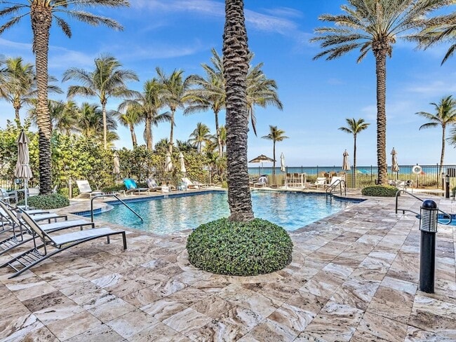 Building Photo - 4444 El Mar Dr