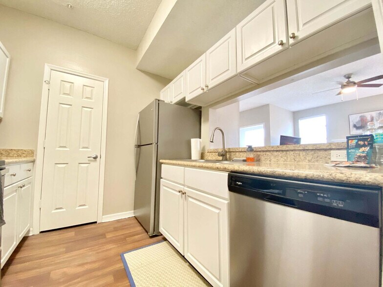 Building Photo - 3436 Skysail Pl