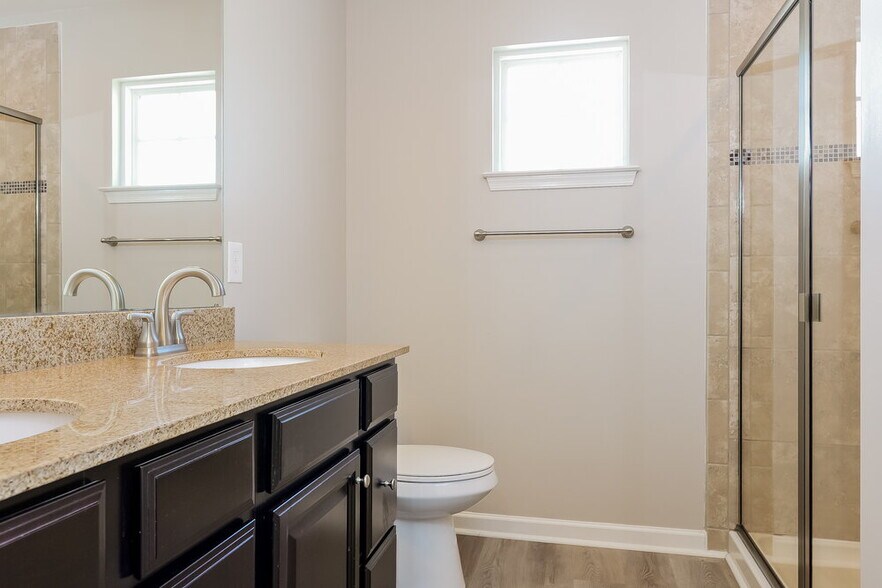 Building Photo - 2212 Ambergate Dr