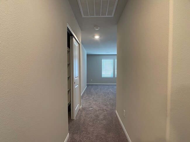 Building Photo - Brand New, Never Lived in House, located in the Southwest!