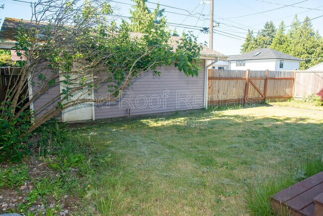 Building Photo - 4840 N 8th St