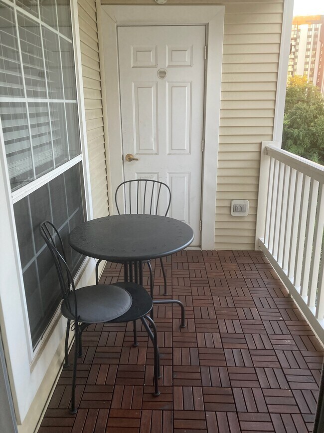 Building Photo - 4550 Strutfield Ln