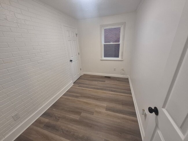 Building Photo - 3 bed 1 bath Dayton, KY