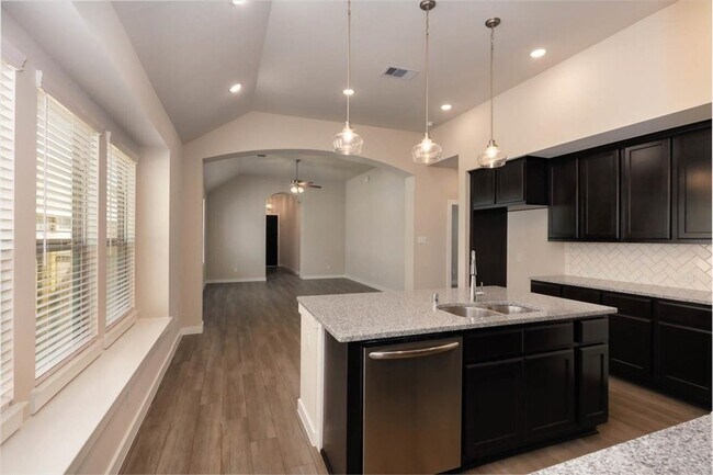 Building Photo - 5063 Hazel Orch Dr