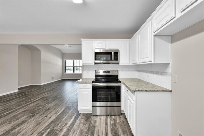 Building Photo - 9020 Zapata Way