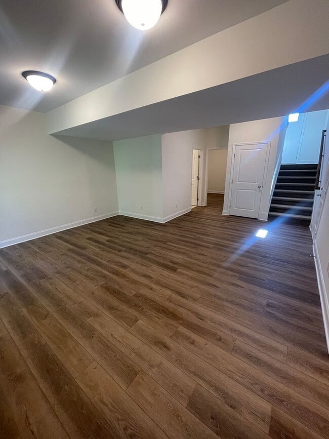 Building Photo - Ooltewah Rental 3 Bedrooms + Full Finished Basement