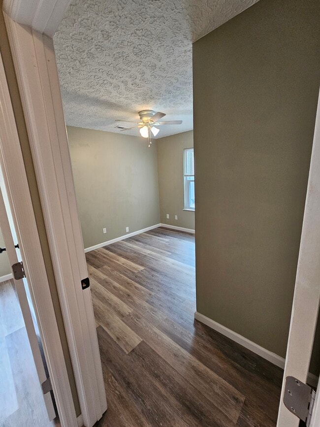 Building Photo - 110 Wakeman Ln