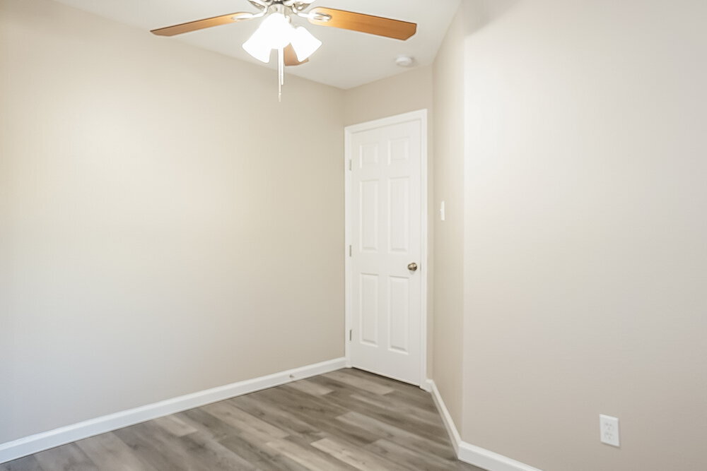 Building Photo - 10842 Riana Dr