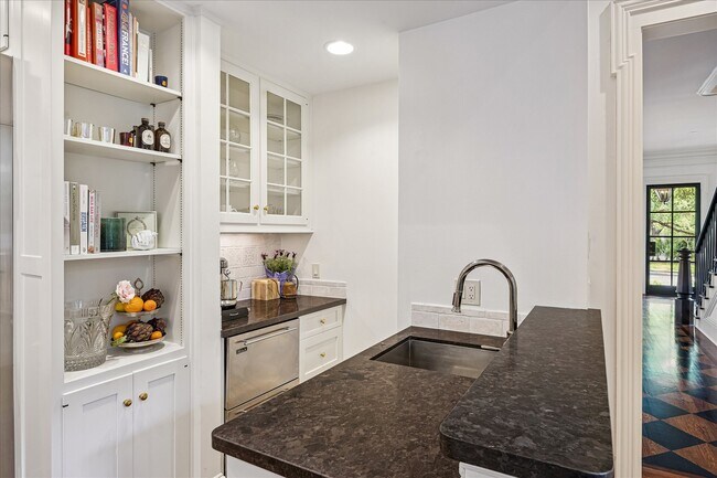 Building Photo - 2368 Timber Ln