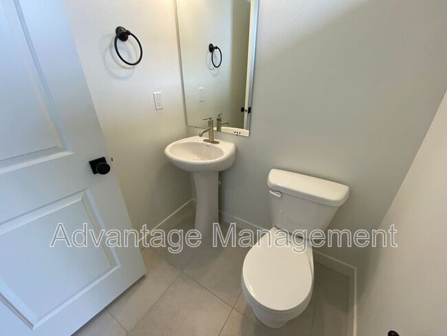 Building Photo - 505 S 1040 W