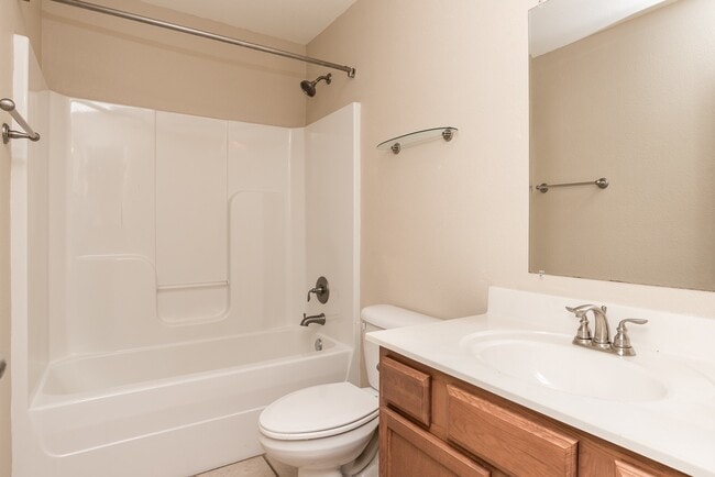 Building Photo - 4356 W Serviceberry Dr