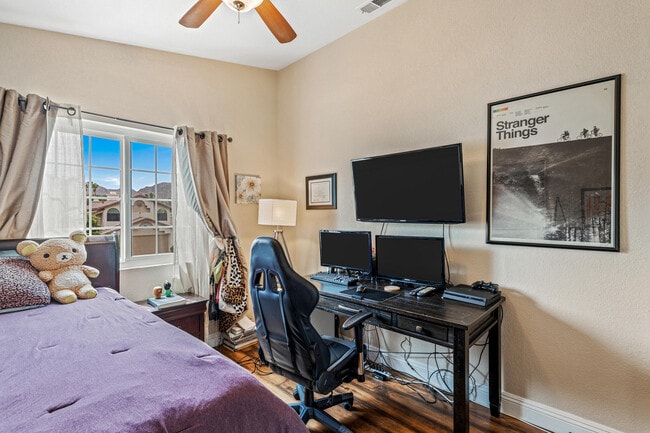 Building Photo - 49035 Tango Ct