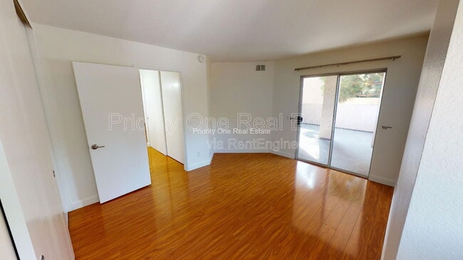 Building Photo - 7223 Camino Degrazia