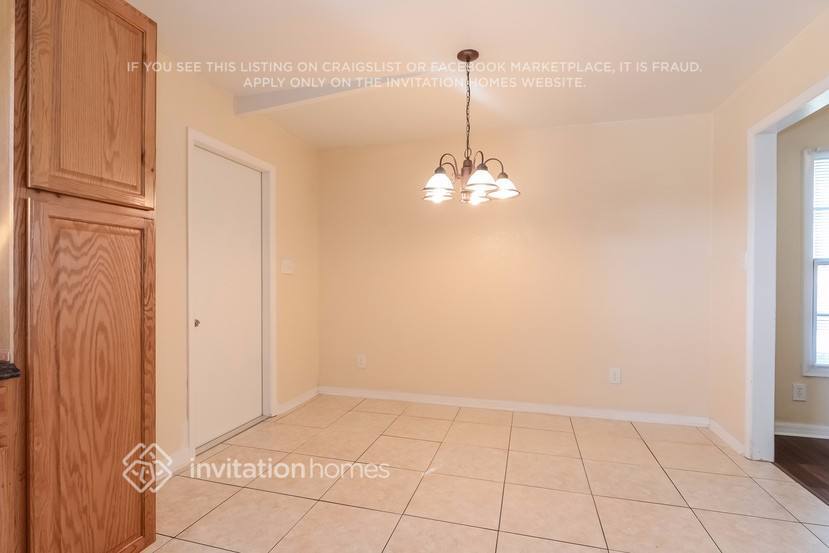 Building Photo - 1720 Darlington Dr