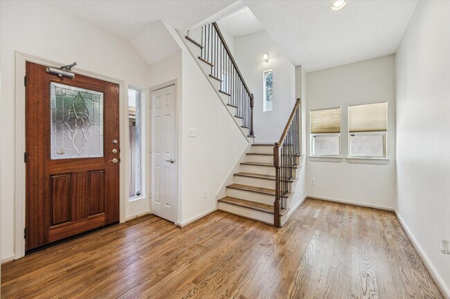 Building Photo - 5334 Kiam St