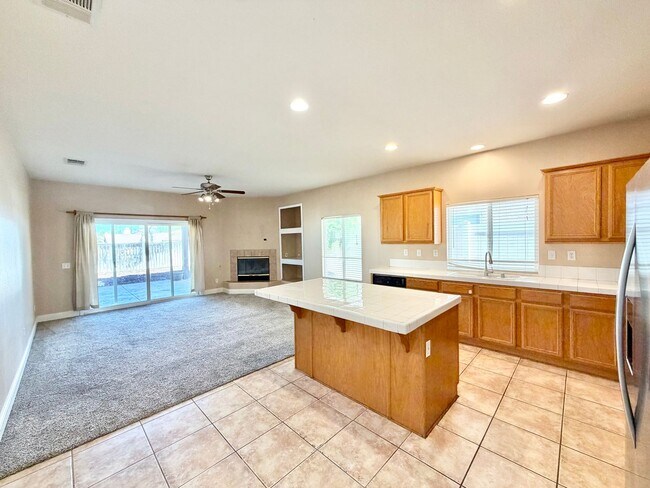 Building Photo - Wonderful 4 bedroom Single Story Murrieta Home (COMING SOON)