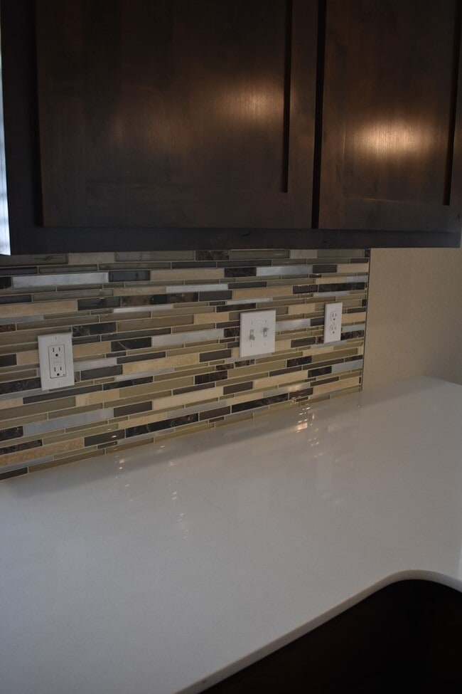 Building Photo - Upscale 4 Bedroom 3.5 Bathroom Home in Fayetteville!!