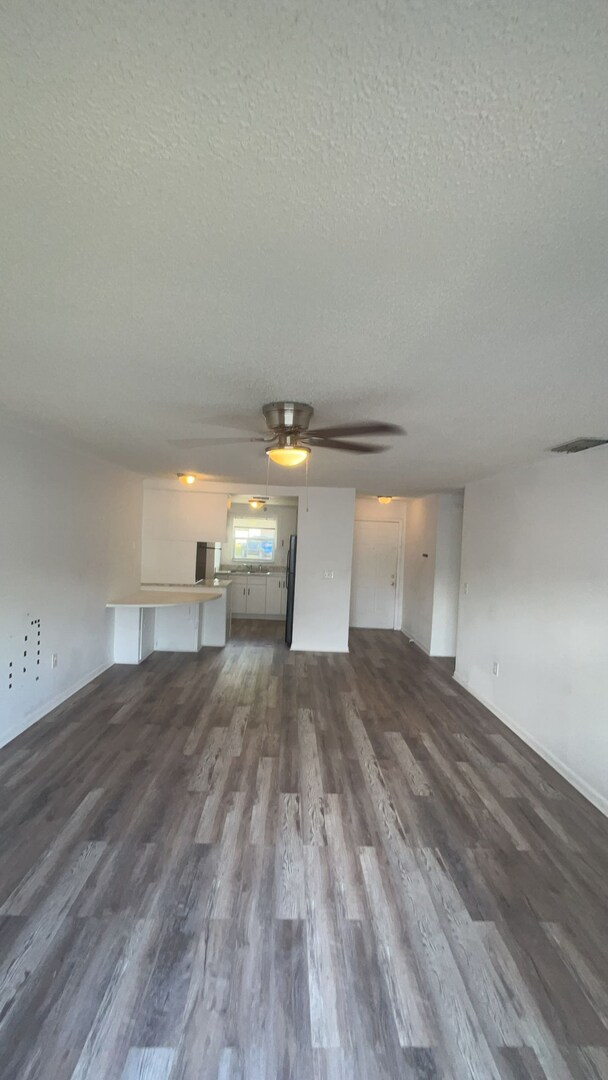 Building Photo - 1647 Goodyear Ave