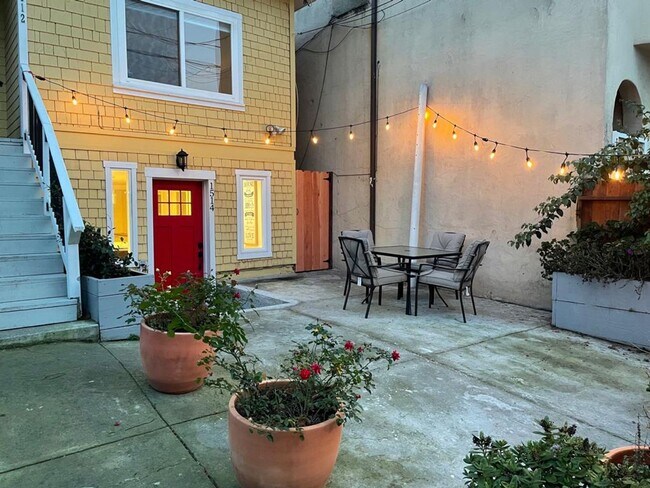 Building Photo - 1514 Campbell St