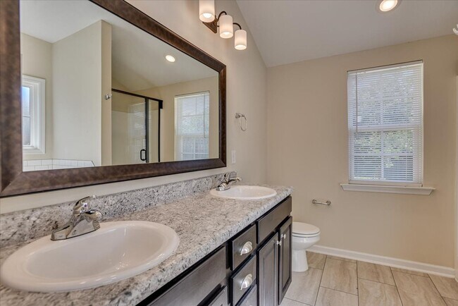 Building Photo - 5286 Copse Dr