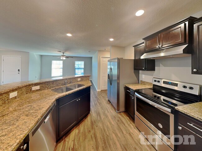 Building Photo - 3170 Courtland Blvd